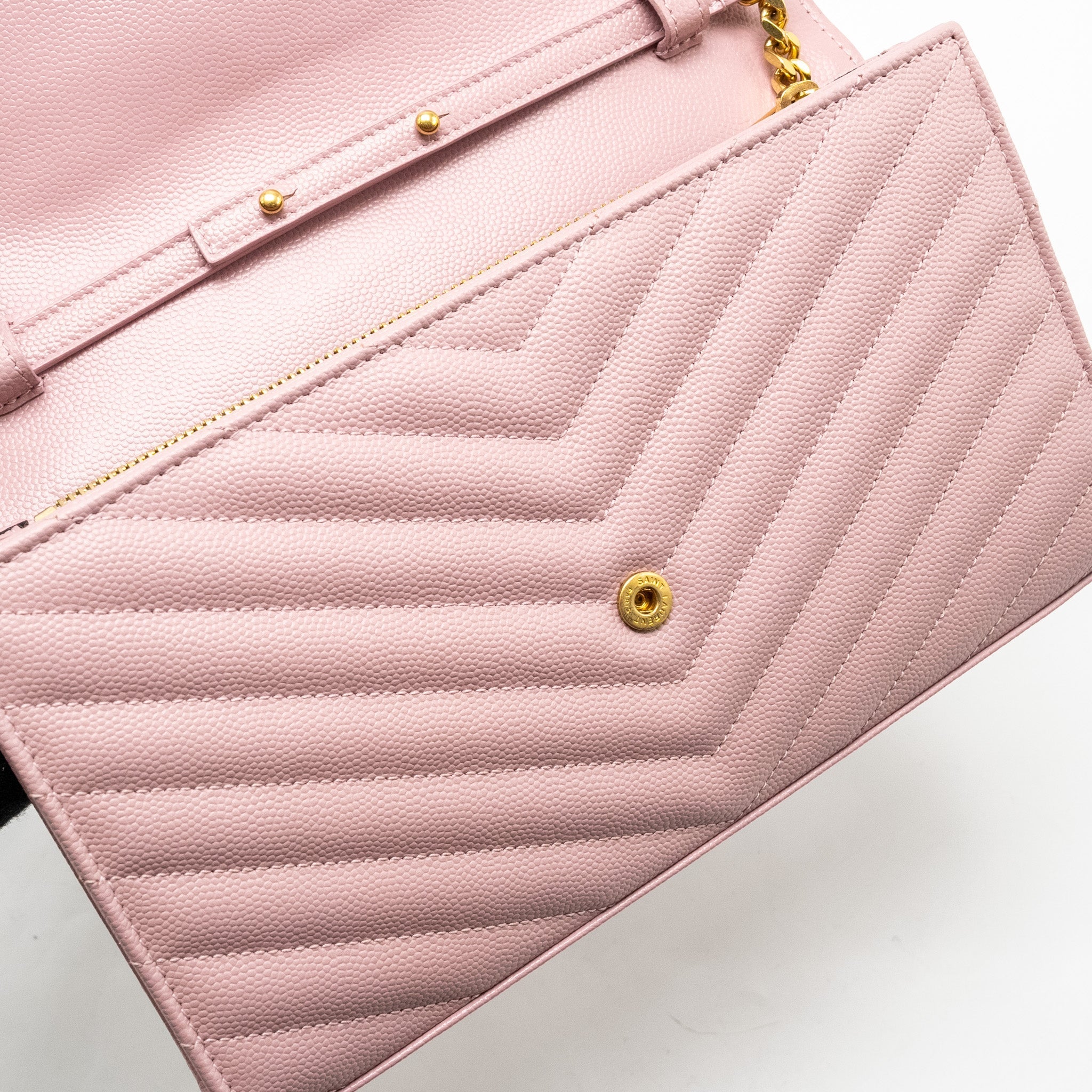SAINT LAURENT / YSL CASSANDRE MATELASSE WALLET ON CHAIN GRAINED CALFSKIN PINK GHW