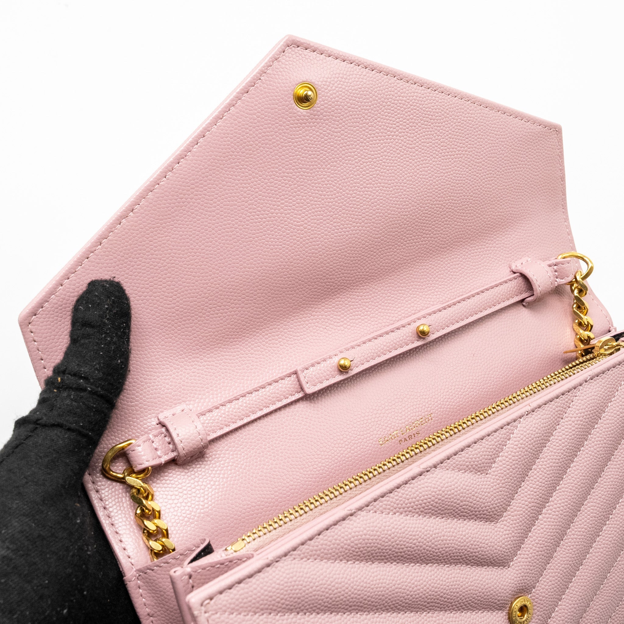 SAINT LAURENT / YSL CASSANDRE MATELASSE WALLET ON CHAIN GRAINED CALFSKIN PINK GHW