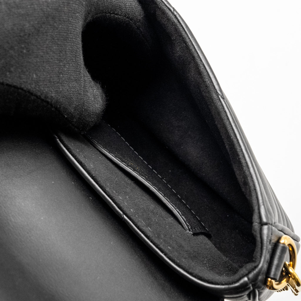 LOUIS VUITTON NEW WAVE MULTI POCHETTE CALFSKIN BLACK GHW