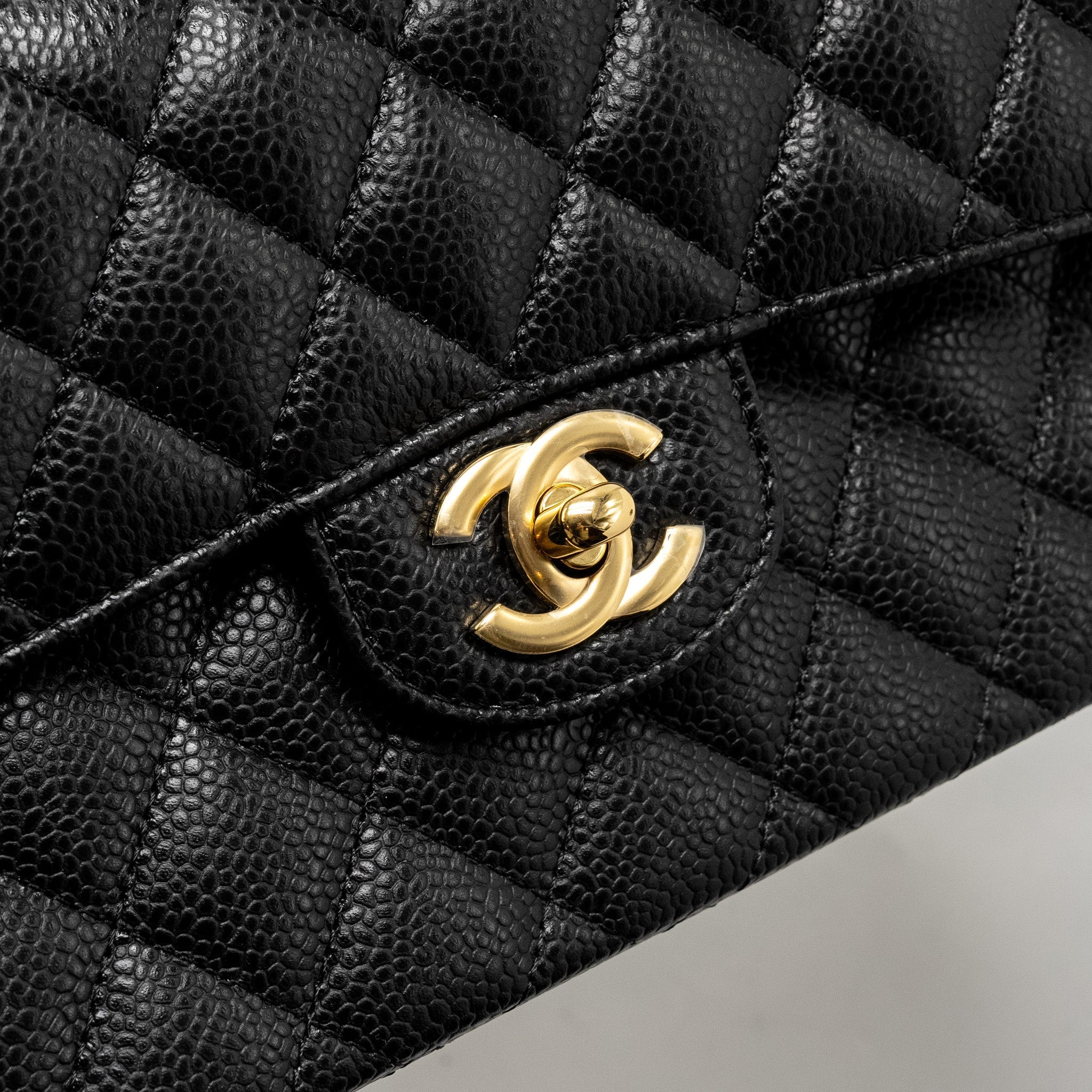 CHANEL SMALL CLASSIC DOUBLE FLAP BAG CAVIAR BLACK GHW (MICROCHIP)