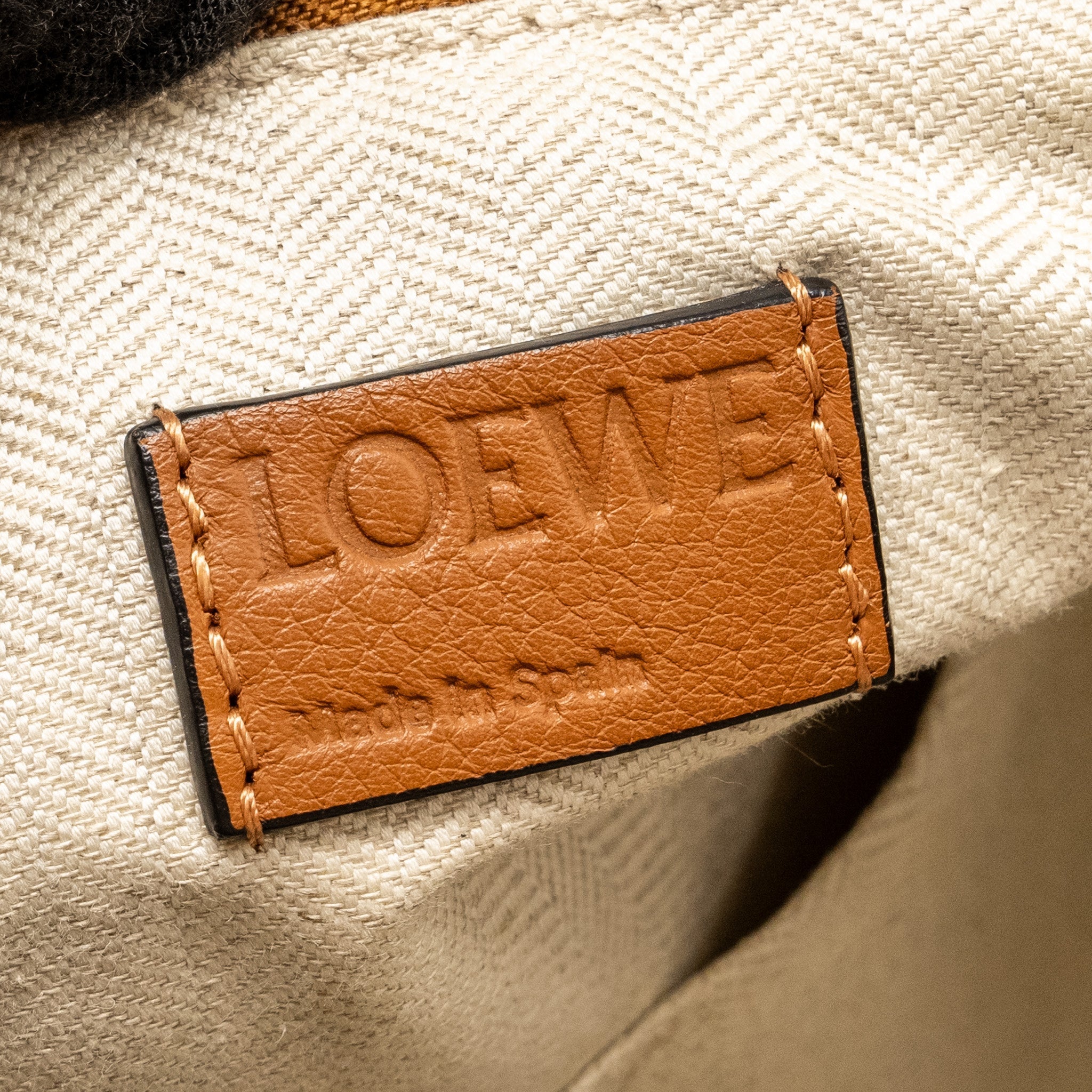 LOEWE MEDIUM PUZZLE BAG CALFSKIN TAN SHW