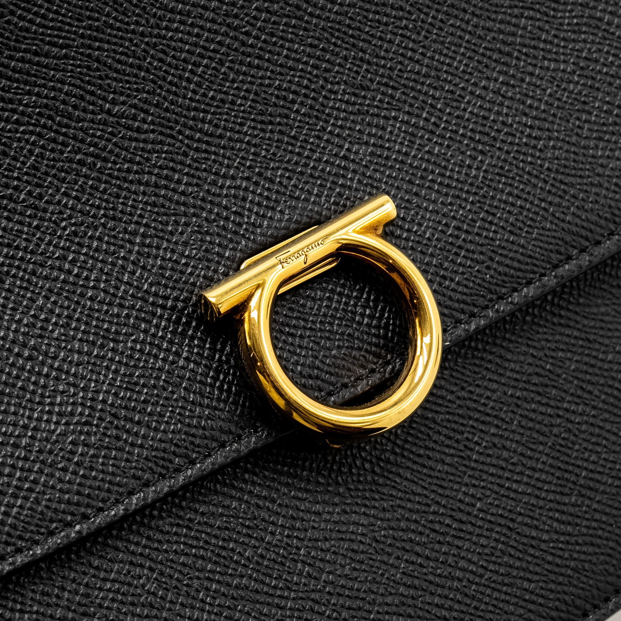 SALVATORE FERRAGAMO GANCINI ROUNDED FLAP BAG CALFSKIN BLACK GHW