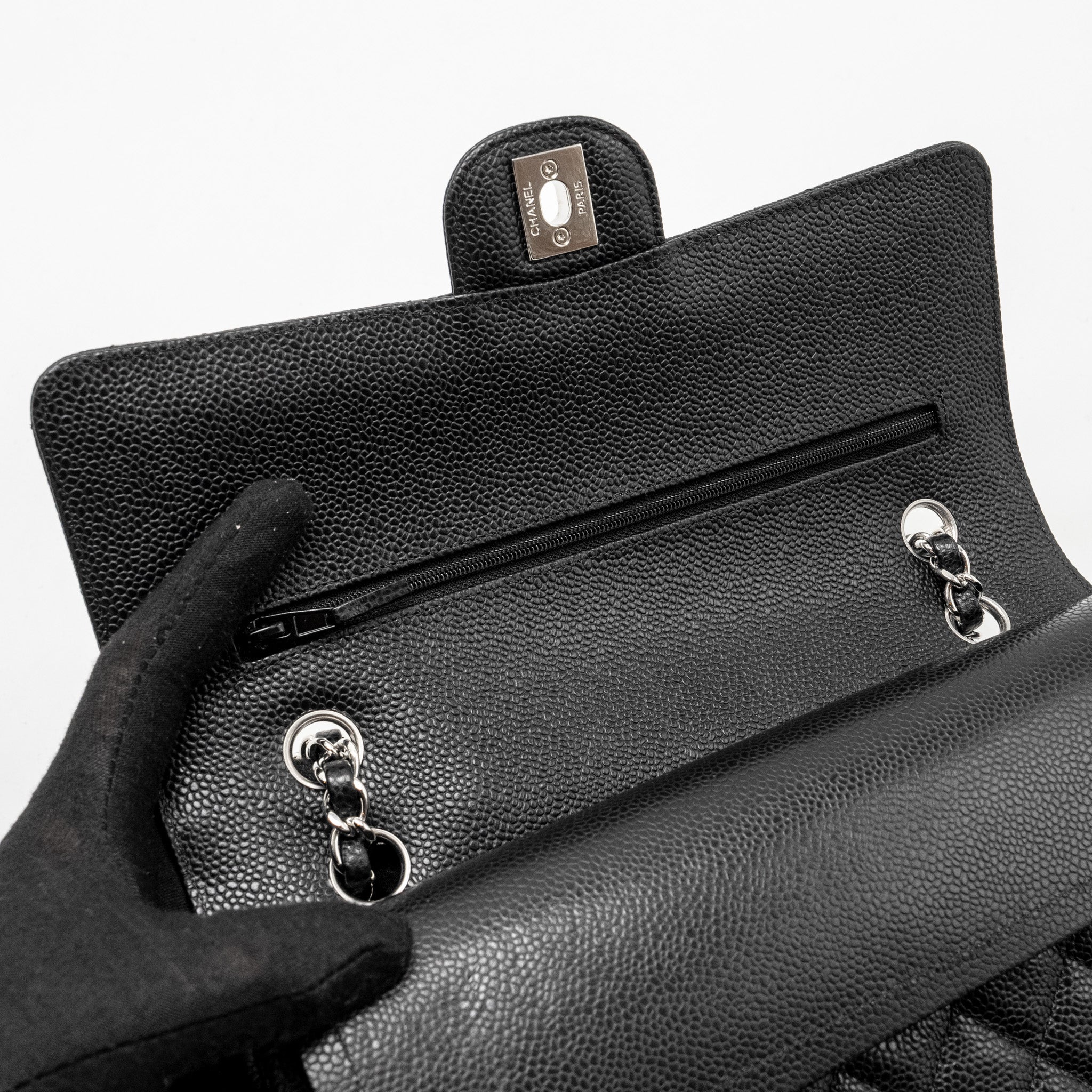 CHANEL MEDIUM CLASSIC DOUBLE FLAP BAG CAVIAR BLACK SHW (MICROCHIP)