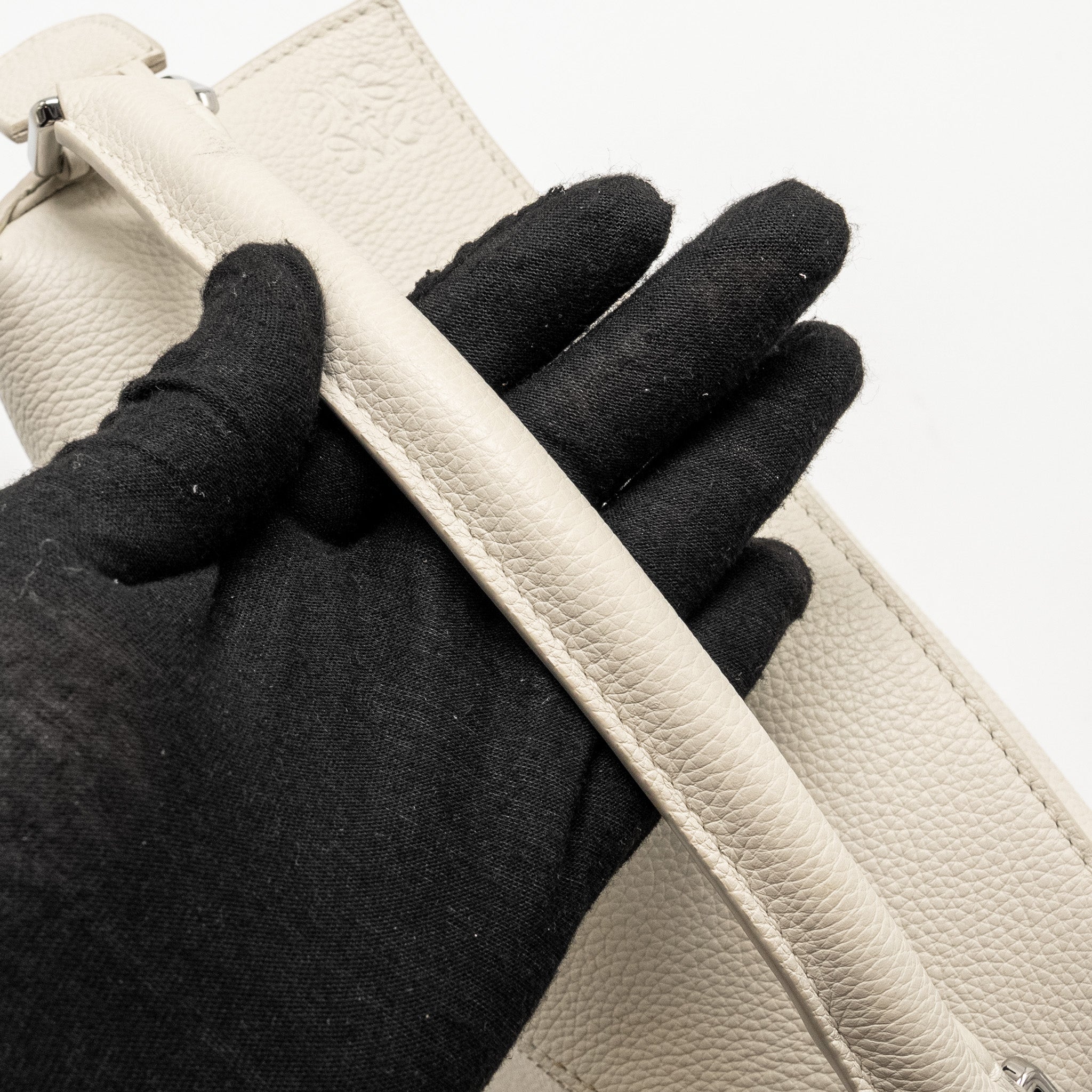 LOEWE SMALL PUZZLE BAG GRAINED CALFSKIN WHITE SHW