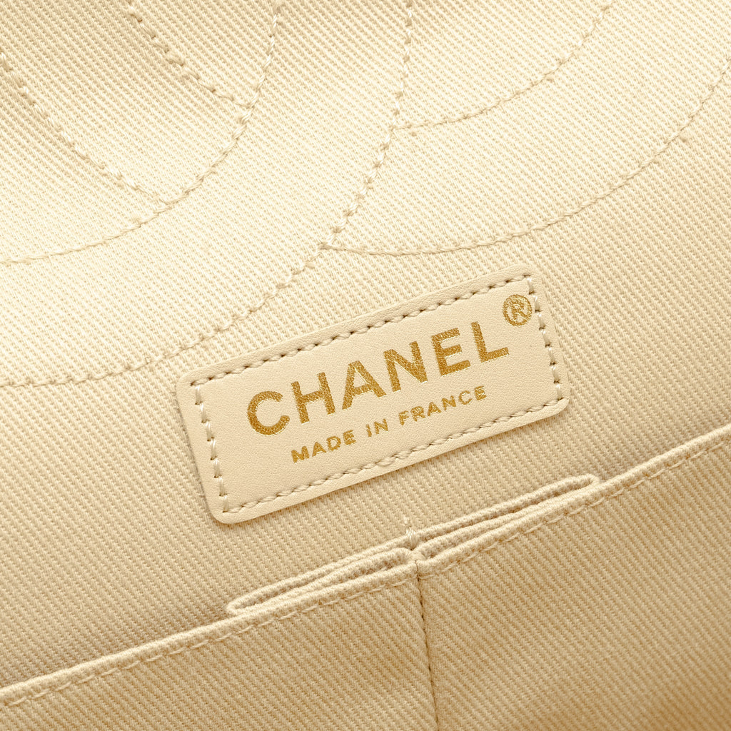 CHANEL MAXI 2.55 REISSUE DOUBLE FLAP BAG FABRIC MULTICOLOUR GHW