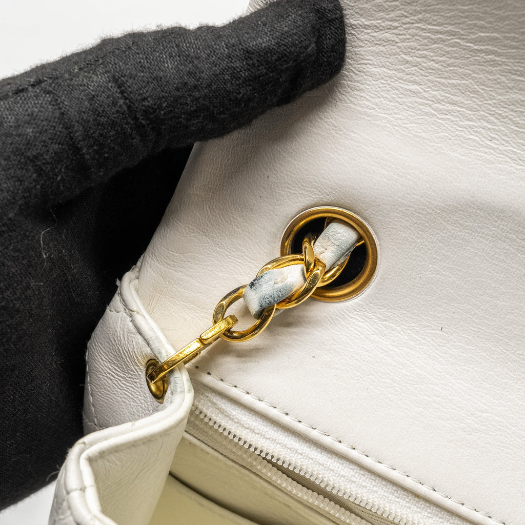 CHANEL VINTAGE QUILTED SQUARE FLAP BAG LAMBSKIN WHITE GHW