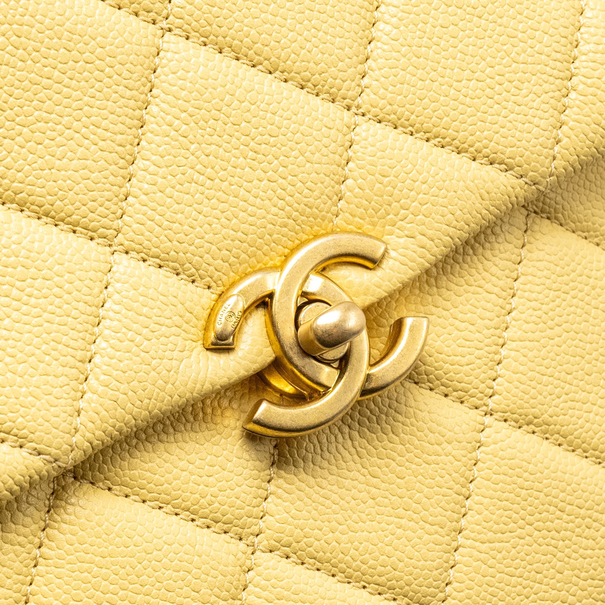 CHANEL 22P QUILTED FLAP BACKPACK CAVIAR LIGHT YELLOW GHW (MICROCHIP)
