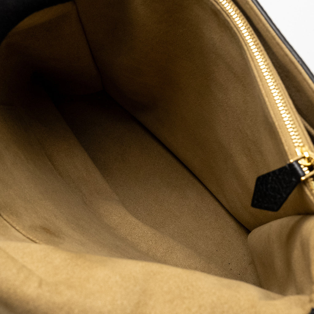 LOUIS VUITTON VOLTA BAG LEATHER BLACK GHW