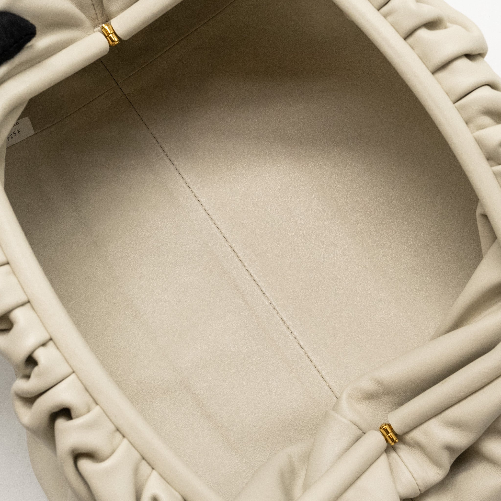 BOTTEGA VENETA THE POUCH CALFSKIN WHITE GHW