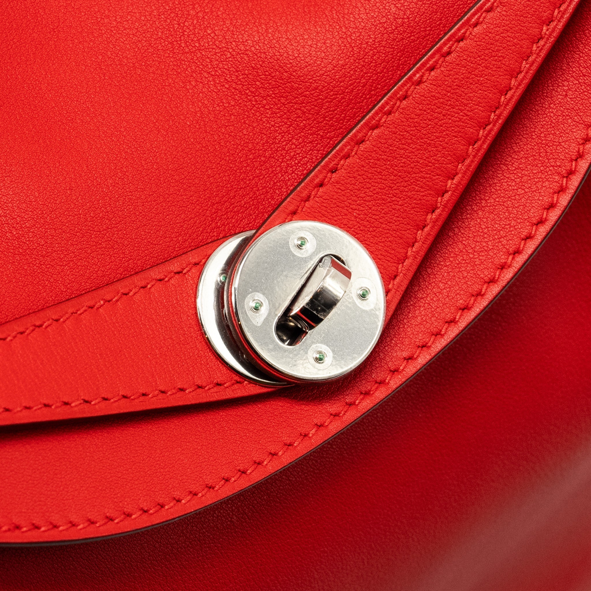 HERMES LINDY 26 SWIFT ROUGE DE COEUR/ROUGE PIMENT SHW