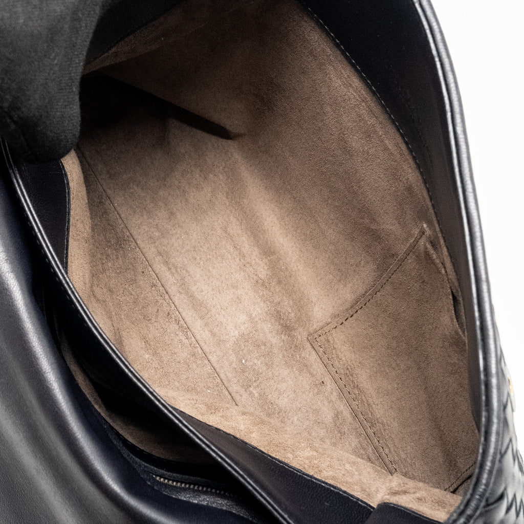 BOTTEGA VENETA OLYMPIA BAG LEATHER BLACK WITH BLACK HARDWARE