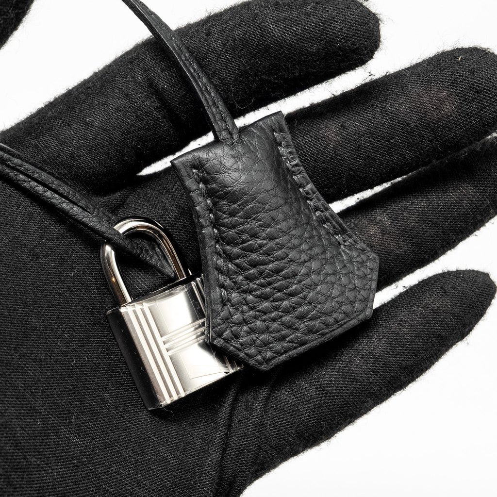 HERMES KELLY 28 TOGO BLACK SHW