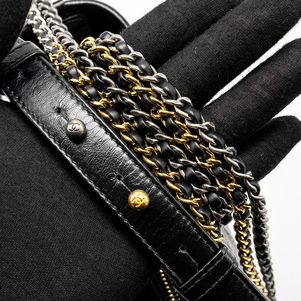 CHANEL GABRIELLE HOBO BAG CALFSKIN BLACK MULTICOLOUR HARDWARE