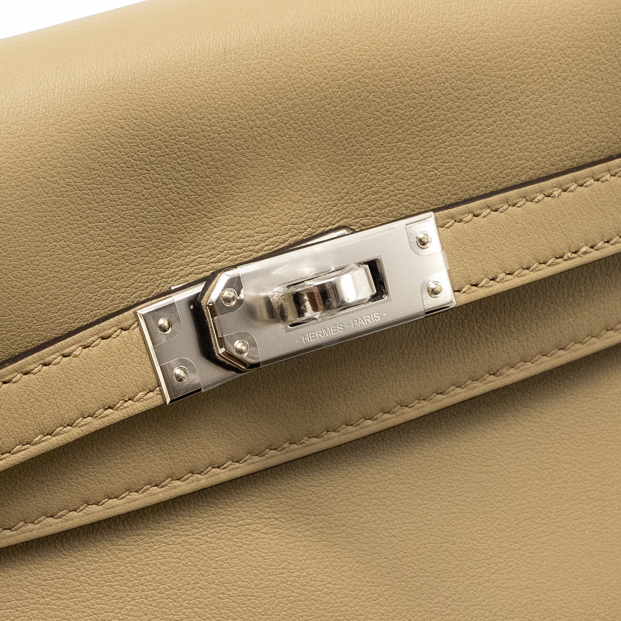 HERMES KELLY MOOVE SWIFT 8Q BEIGE MARFA SHW