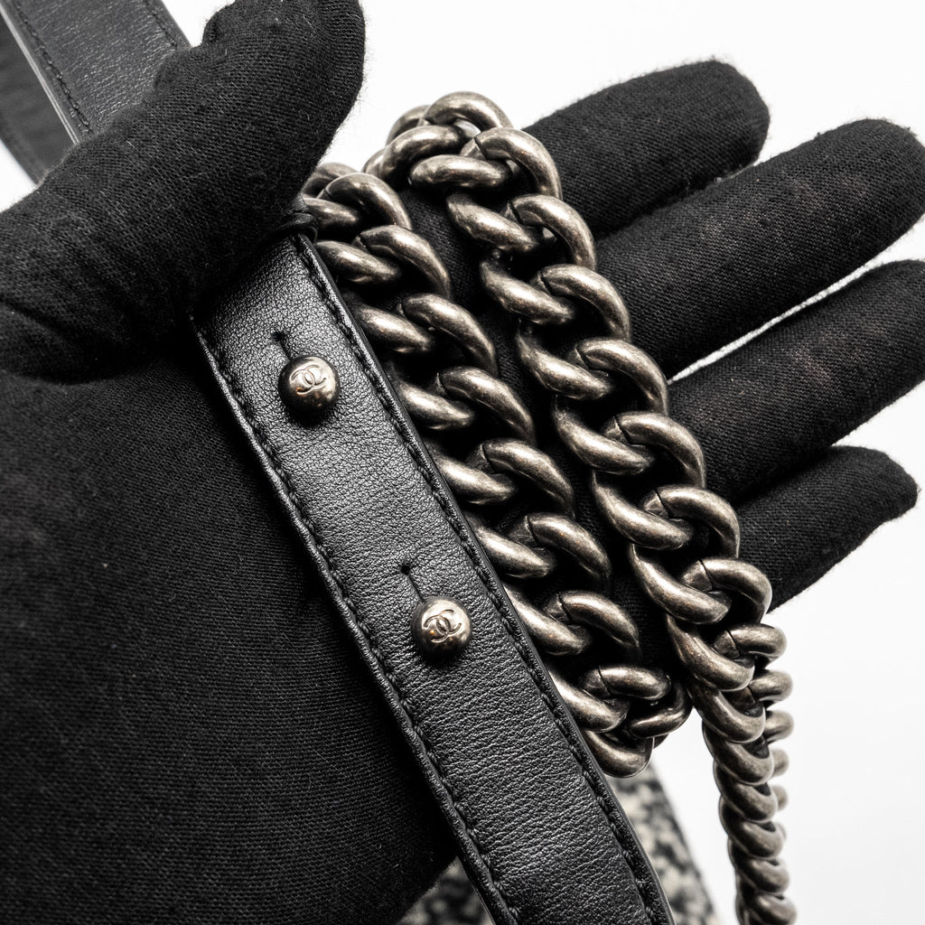 CHANEL MULTI CHAIN BOY BAG CALFSKIN/TWEED BLACK SHW