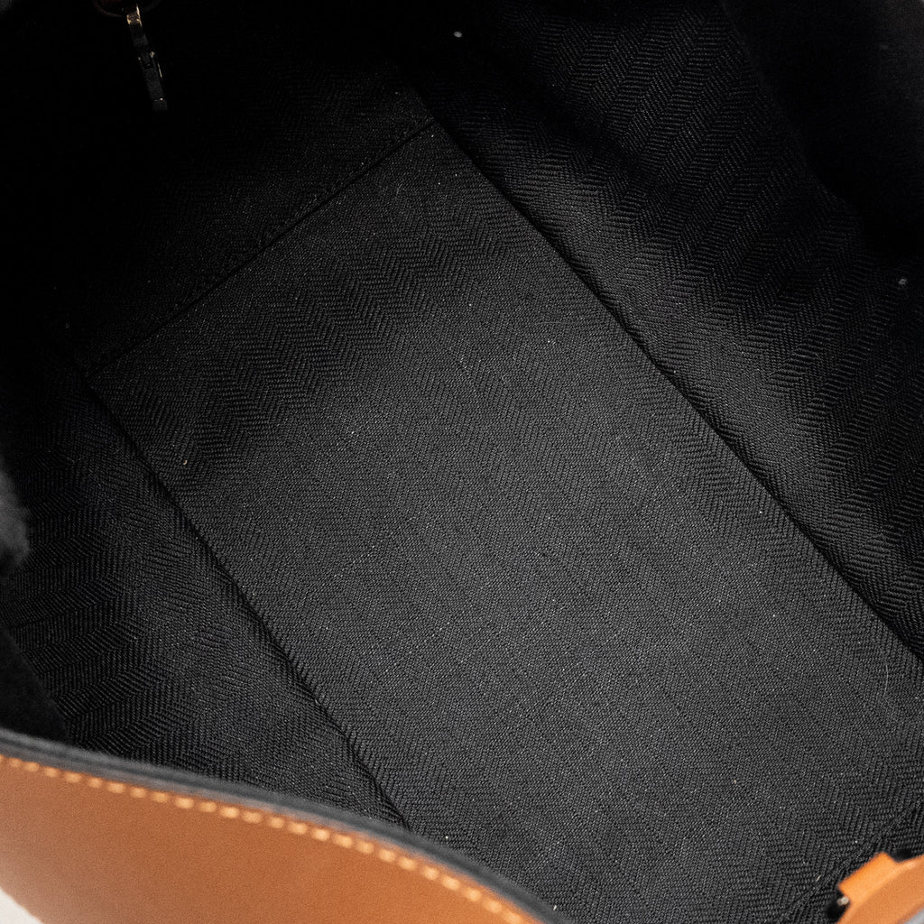 LOEWE SMALL HAMMOCK BAG CALFSKIN TAN SHW