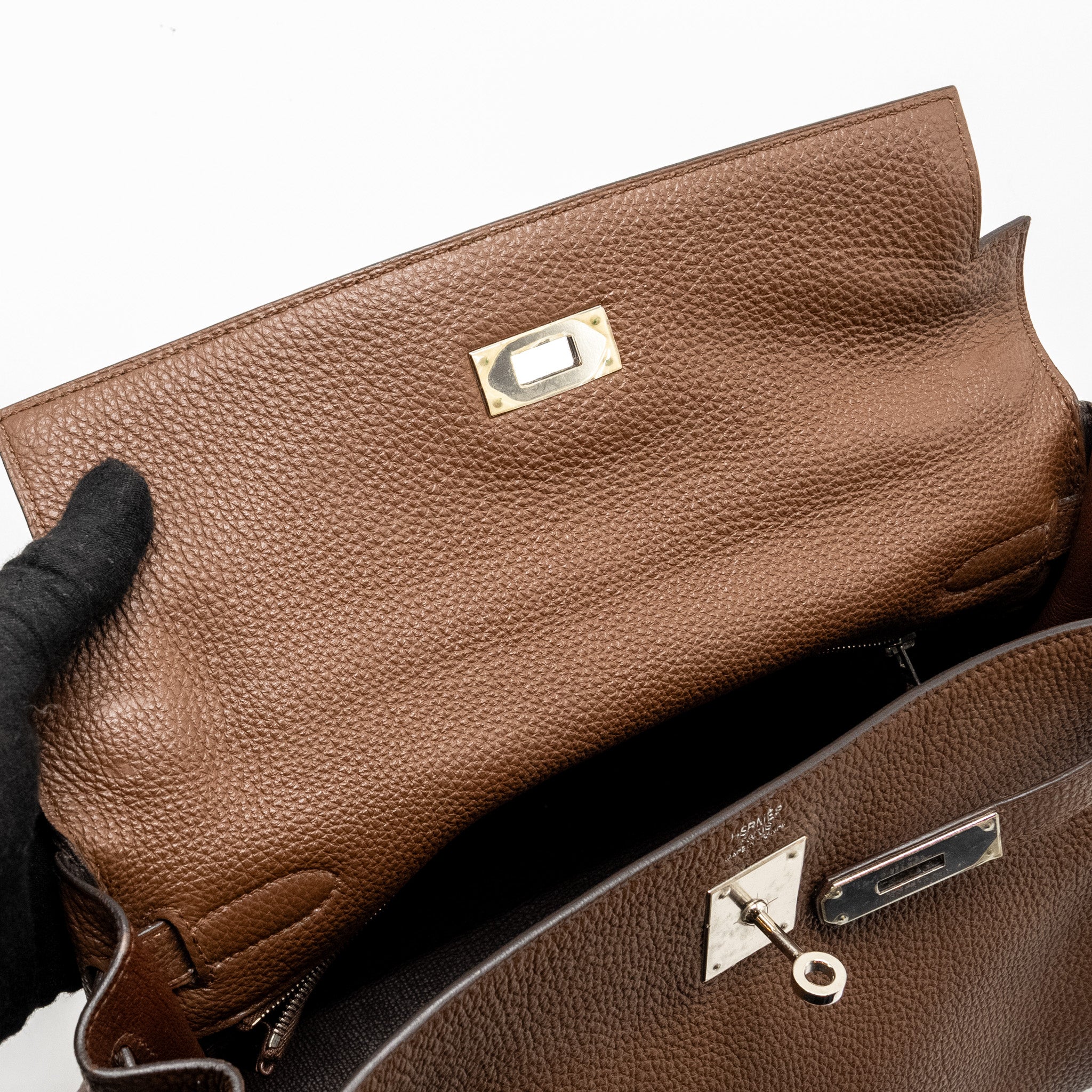 HERMES KELLY 32 TOGO CHOCOLATE SHW