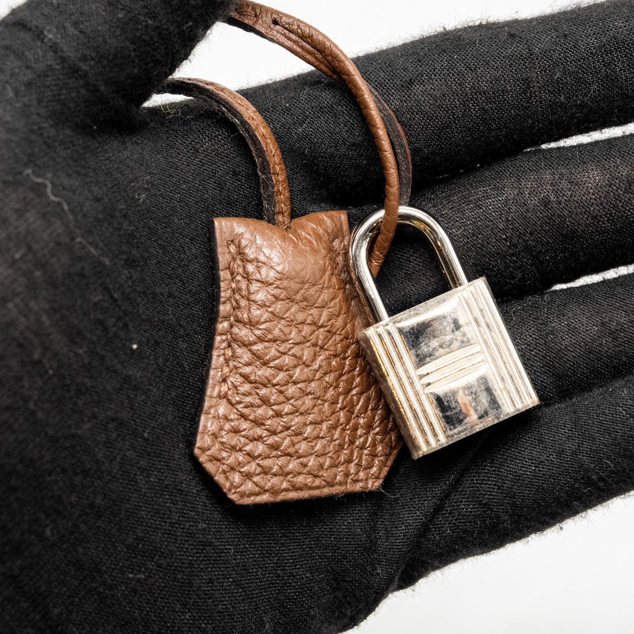 HERMES KELLY 32 TOGO CHOCOLATE SHW