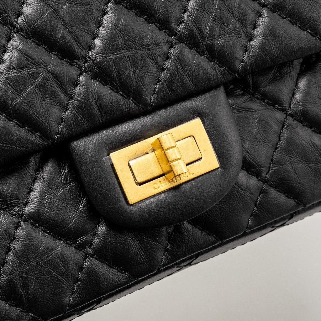 CHANEL SMALL 2.55 REISSUE DOUBLE FLAP BAG AGED CALFSKIN BLACK GHW (MICROCHIP)