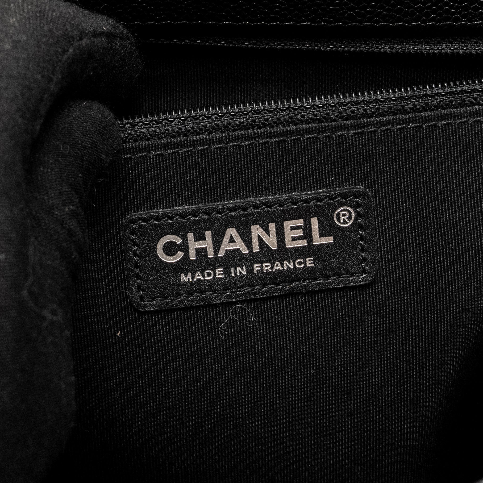 CHANEL MAXI BOY BAG CAVIAR BLACK RUTHENIUM HARDWARE