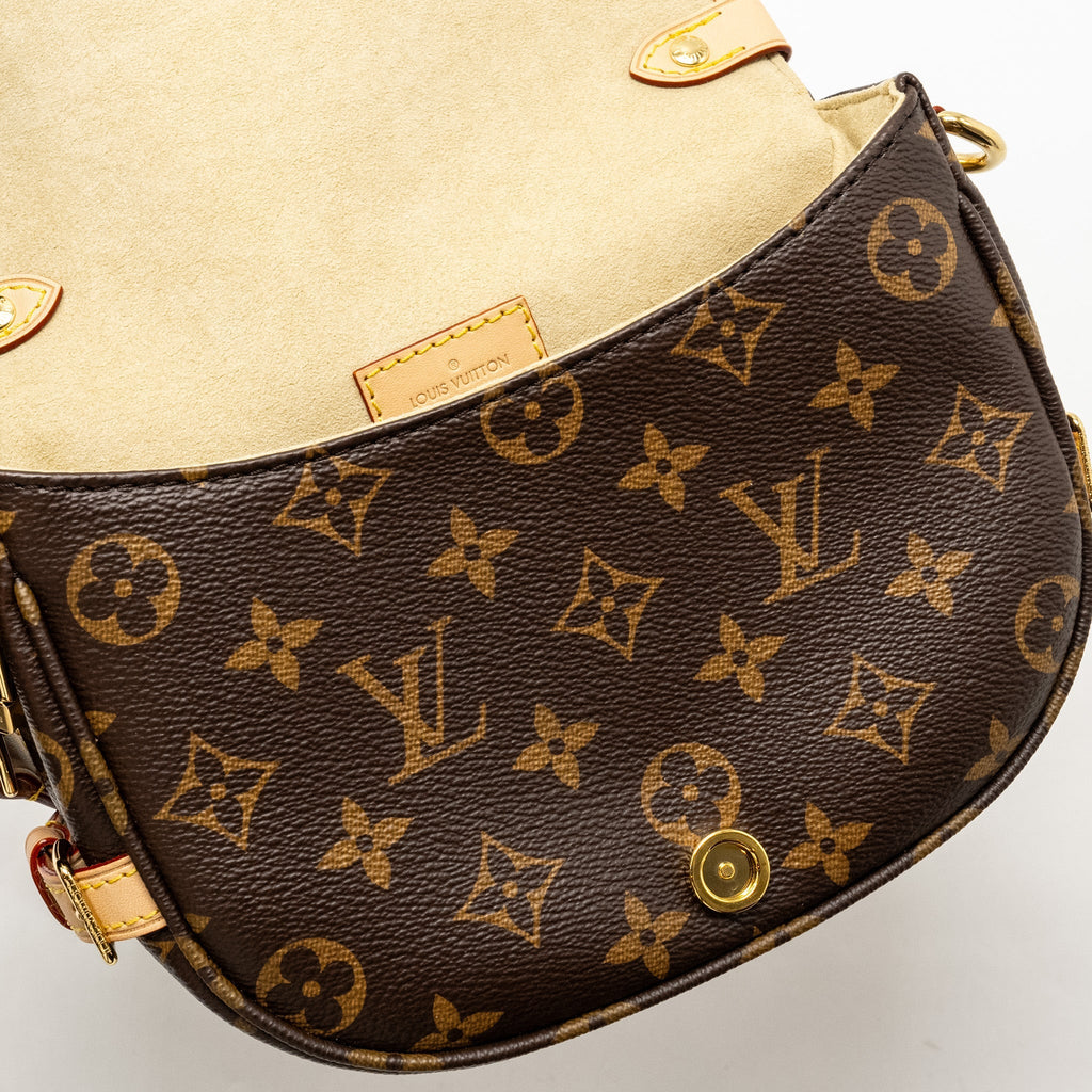 LOUIS VUITTON SAUMUR BB MONOGRAM CANVAS GHW