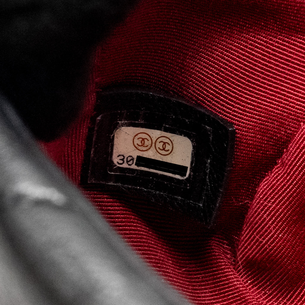 CHANEL 19 QUILTED WAIST BELT BAG SHINY GOATSKIN BLACK GHW