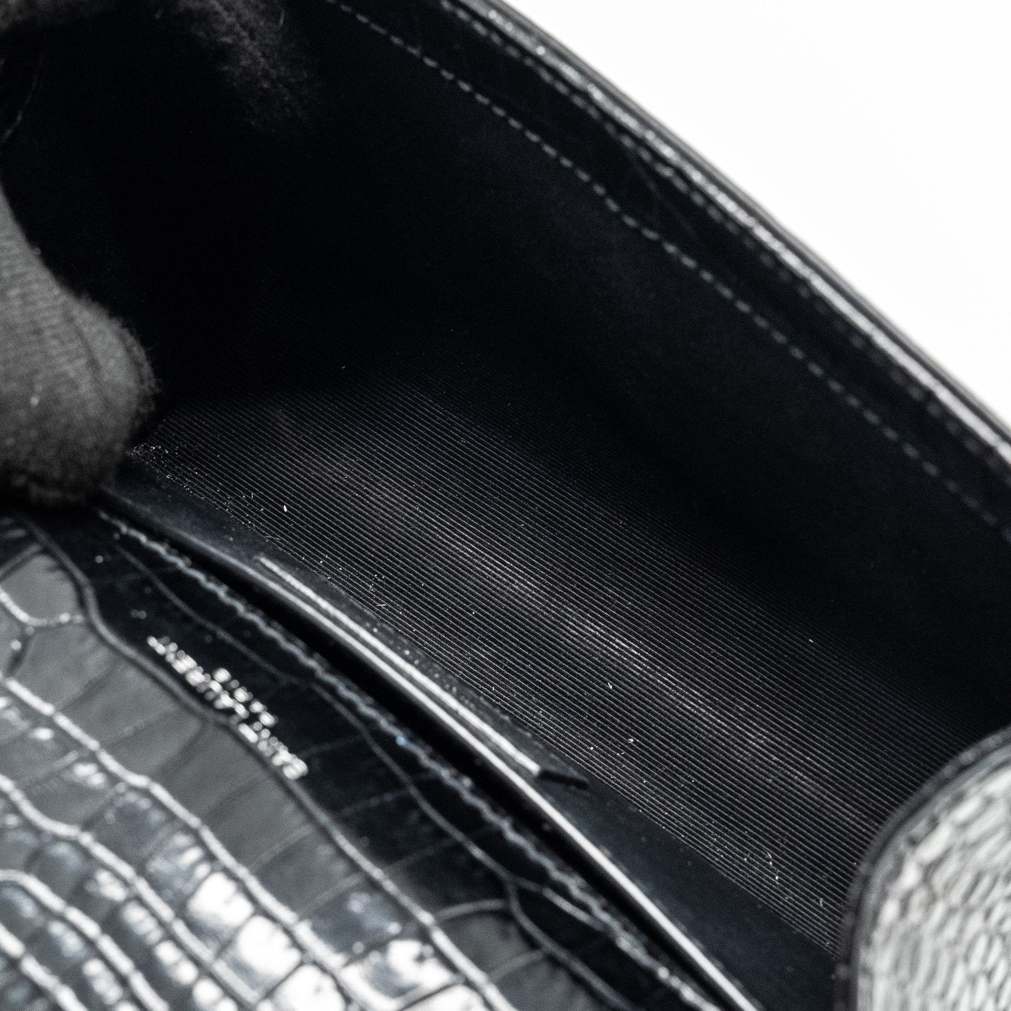 SAINT LAURENT /YSL KATE SMALL CHAIN WALLET WITH TASSEL IN CROCODILE-EMBOSSED BLACK SHW