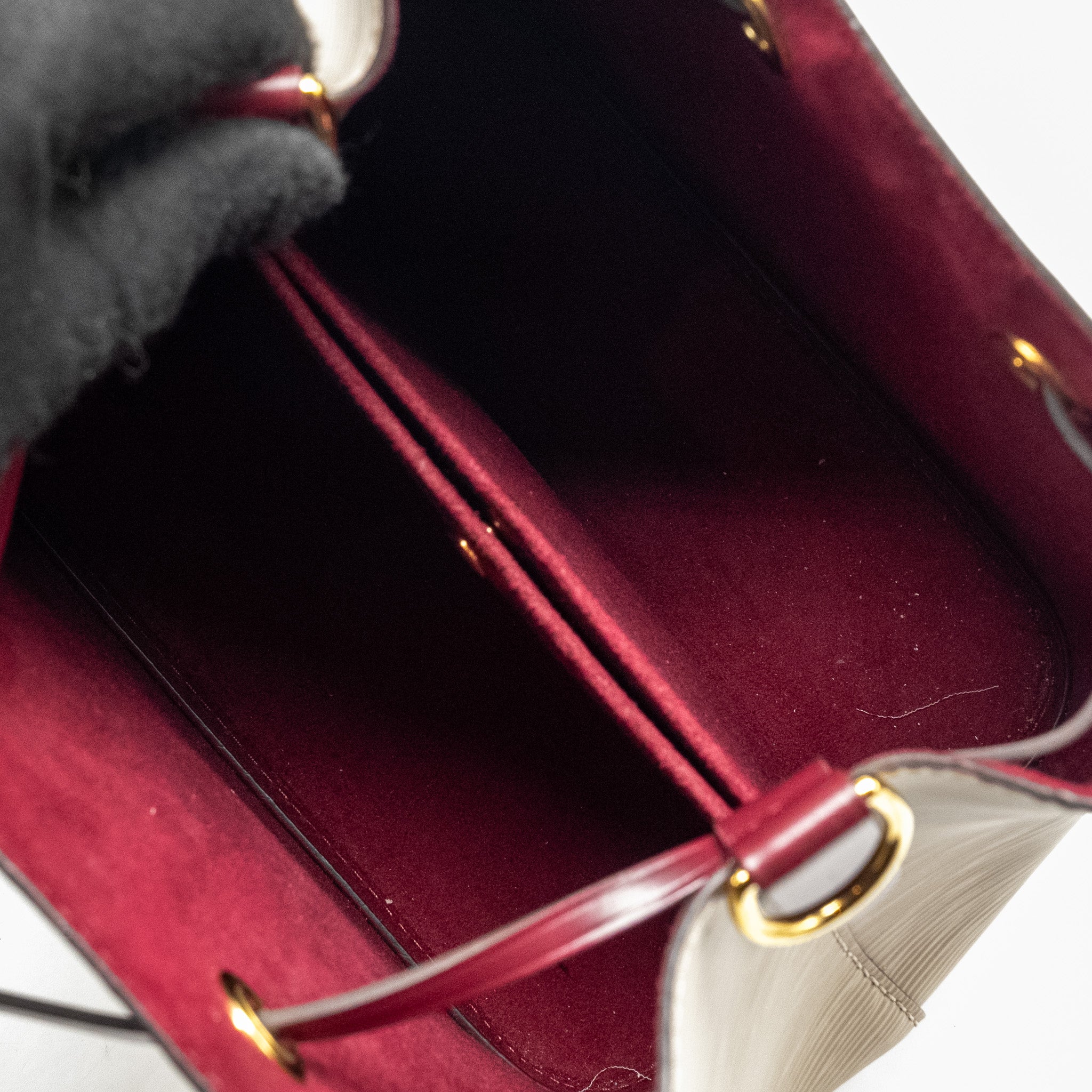 LOUIS VUITTON NEO NOE BB EPI LEATHER MULTICOLOUR GHW