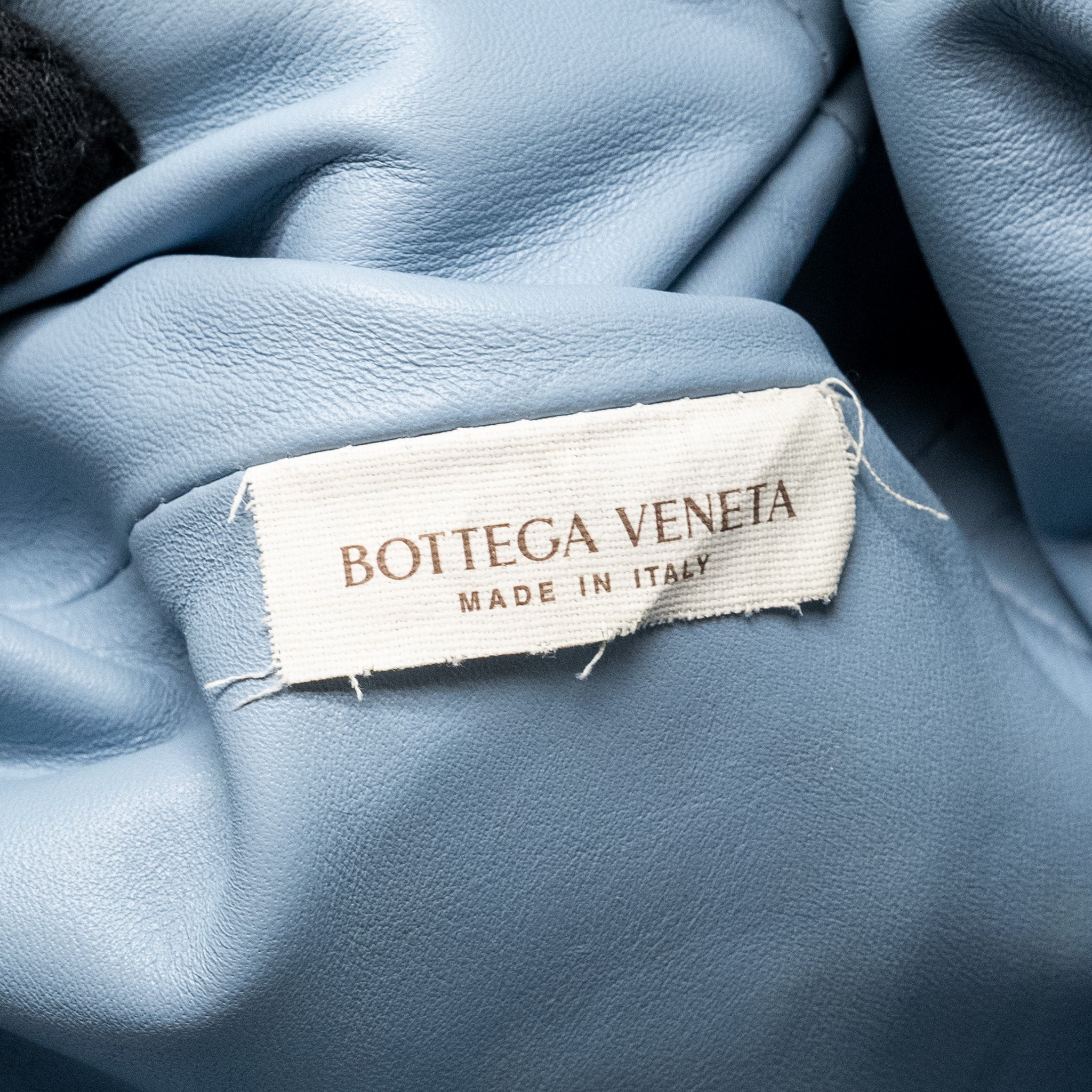 BOTTEGA VENETA MINI POUCH CALFSKIN BLUE GHW