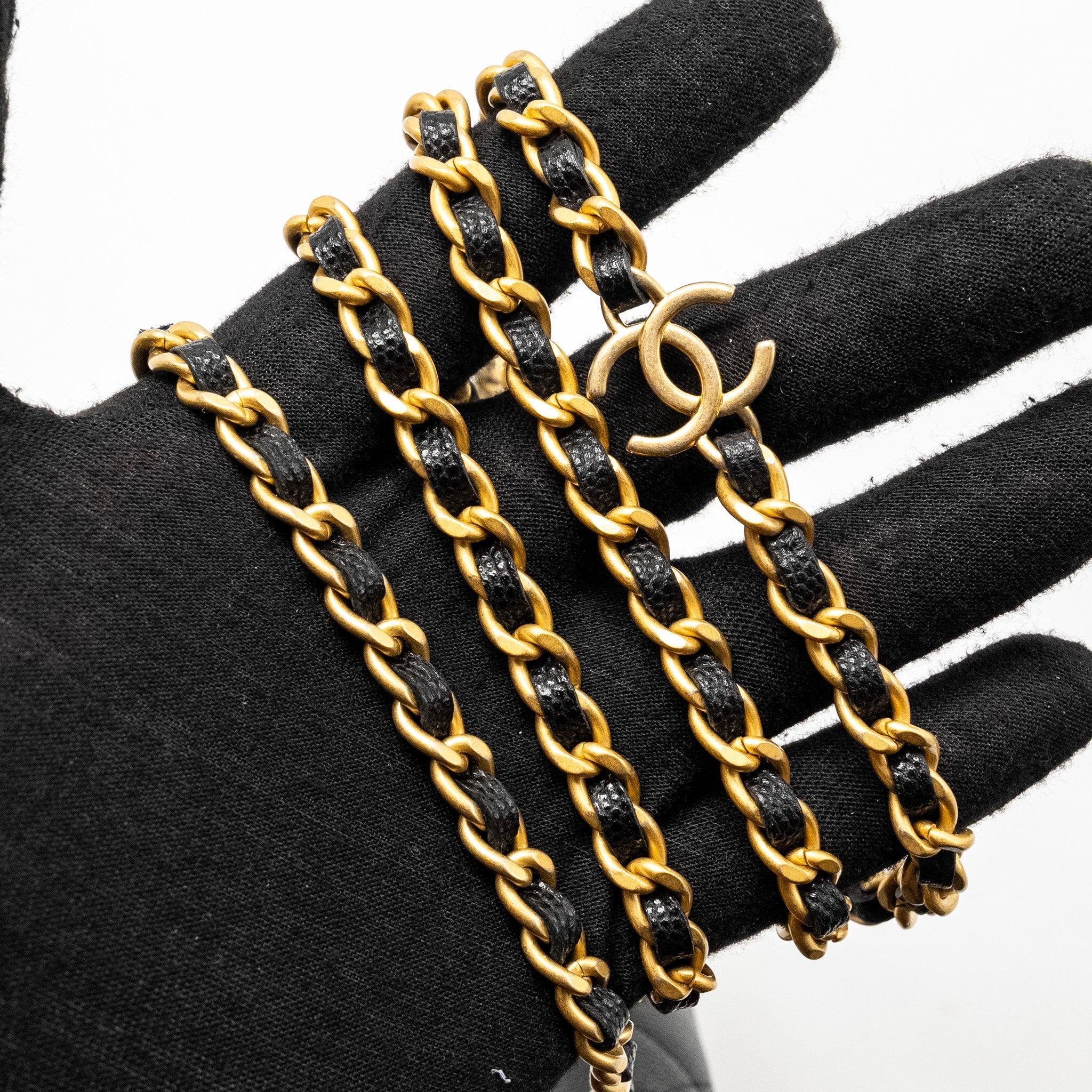 CHANEL CAMELLIA WALLET ON CHAIN CAVIAR BLACK GHW (MICROCHIP)