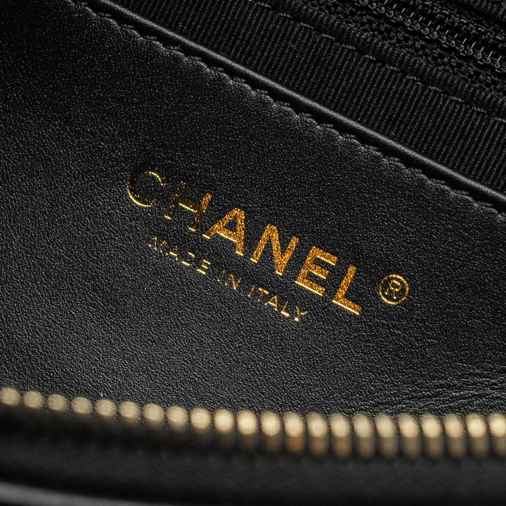 CHANEL LETTER LOGO DETAILED WAIST BAG LAMBSKIN BLACK GHW (MICROCHIP)