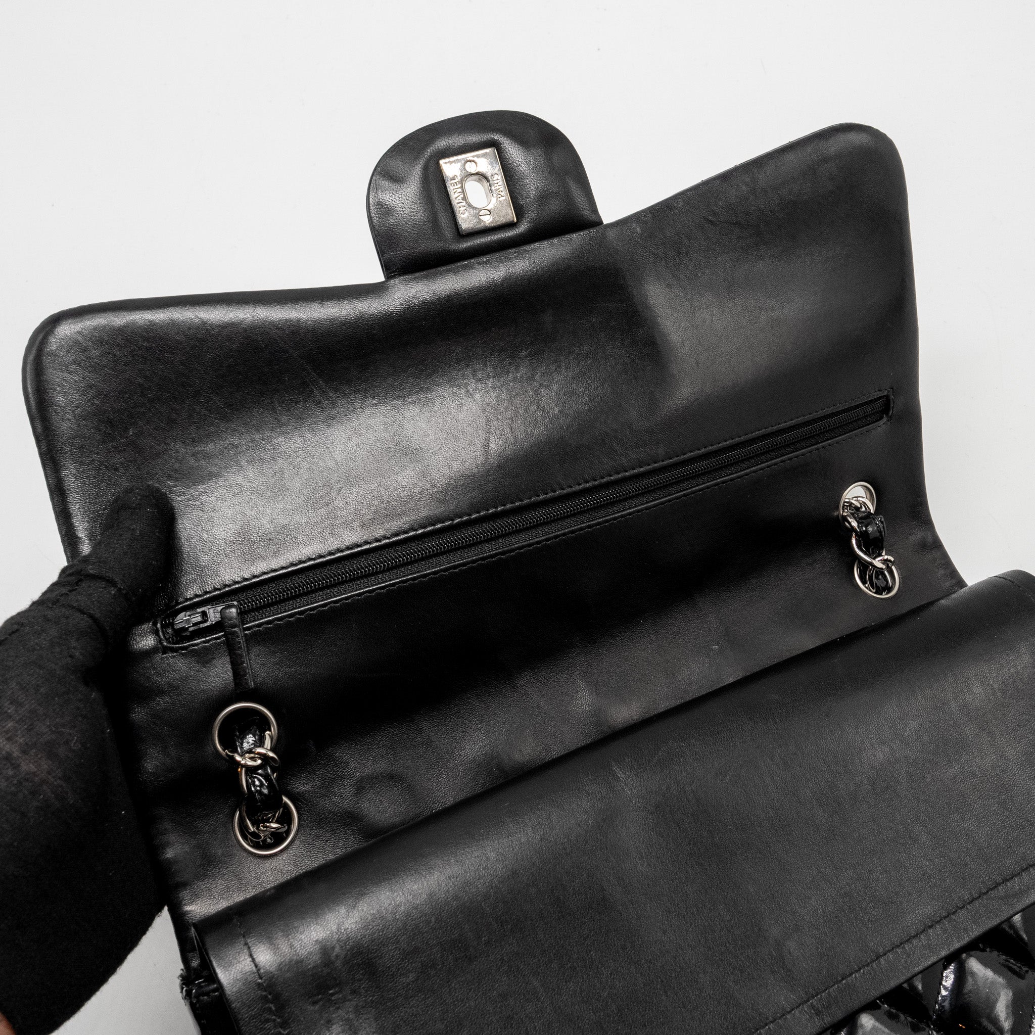 CHANEL JUMBO CLASSIC DOUBLE FLAP BAG PATENT BLACK SHW