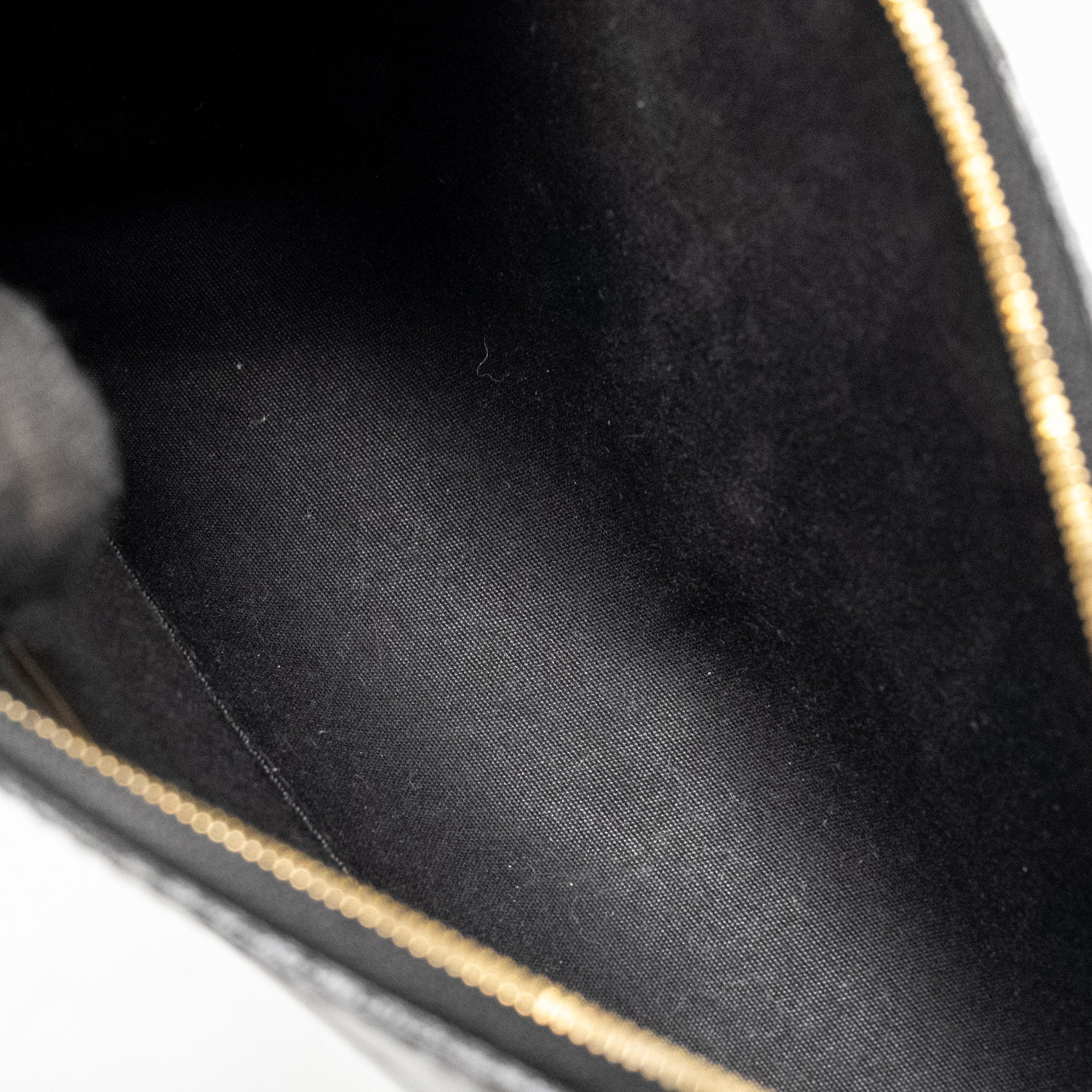 LOUIS VUITTON VERNIS SANTA MONICA CLUTCH PATENT BLACK GHW