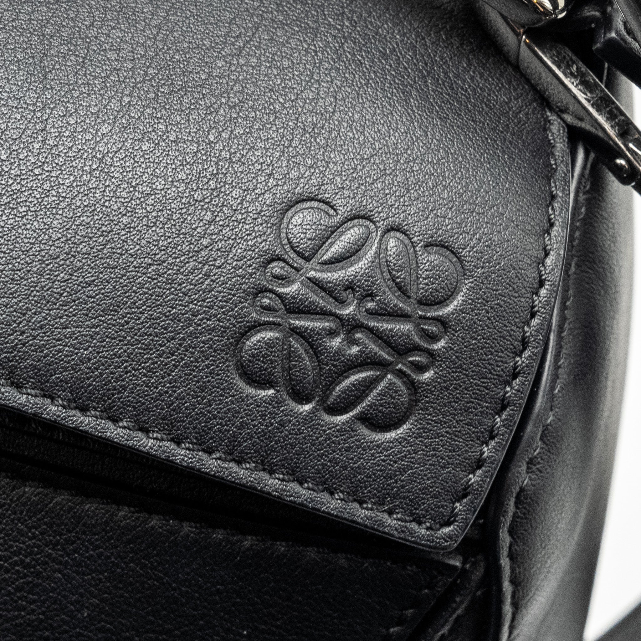 LOEWE SMALL PUZZLE BAG CALFSKIN BLACK SHW