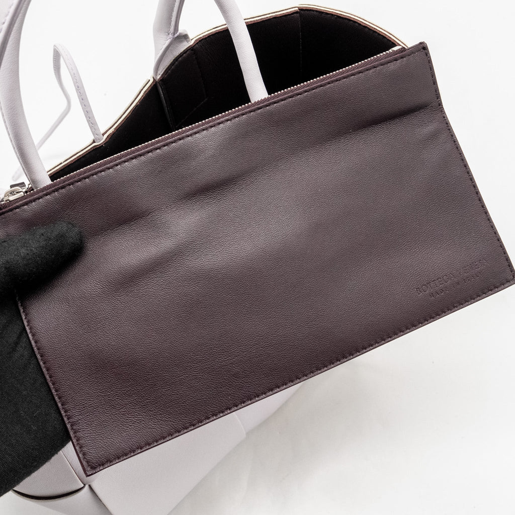 BOTTEGA VENETA SMALL ARCO TOTE BAG LEATHER LIGHT PURPLE SHW