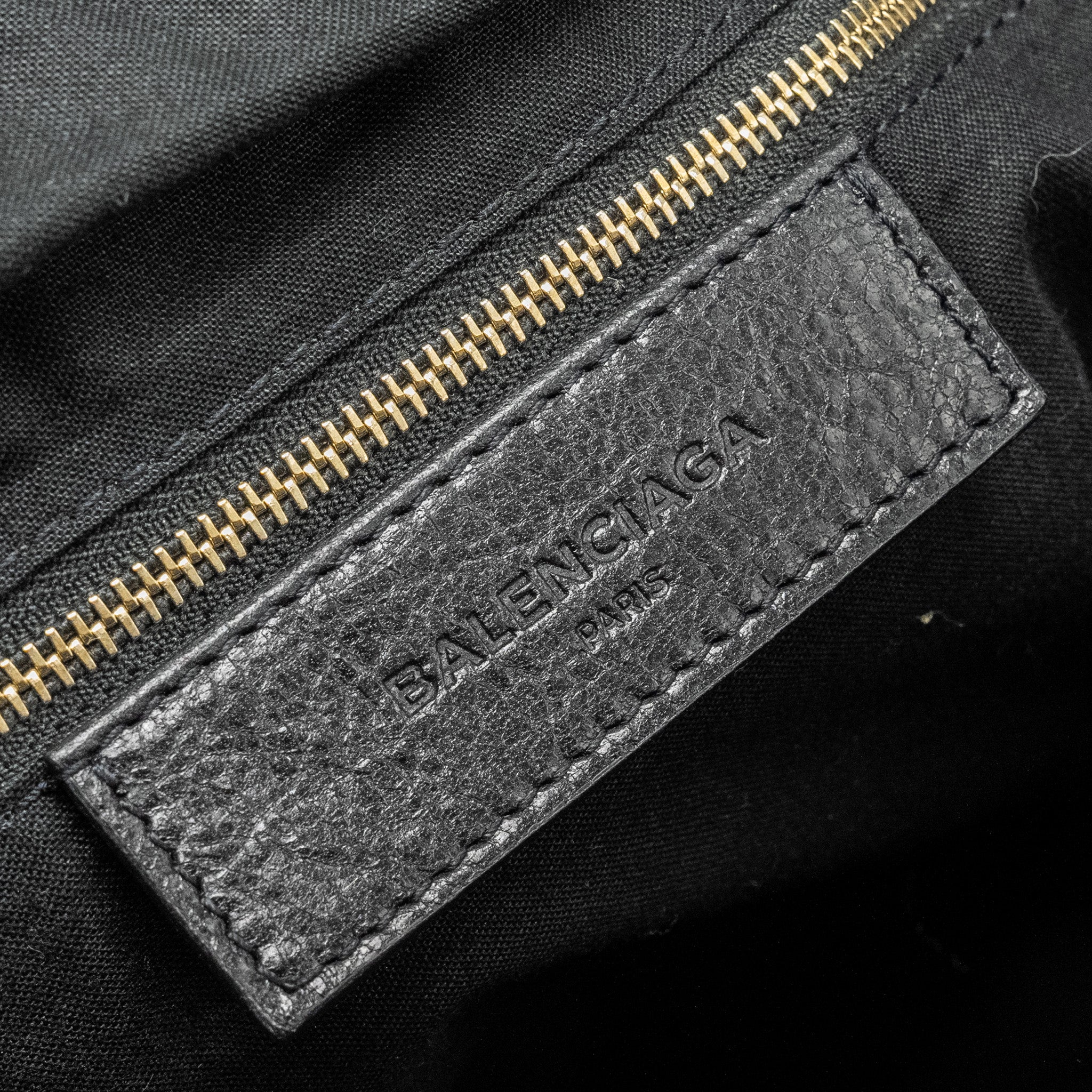 BALENCIAGA ZIP LARGE TOTE BAG BLACK GHW