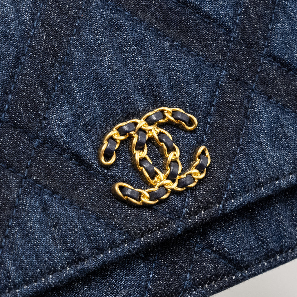 CHANEL 19 WALLET ON CHAIN DENIM BLUE MULTICOLOUR HARDWARE (MICROCHIP)