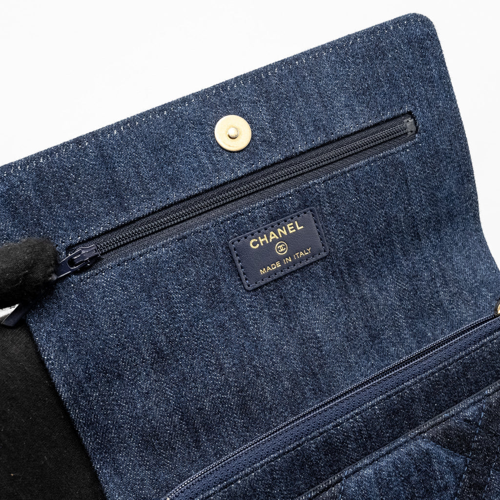 CHANEL 19 WALLET ON CHAIN DENIM BLUE MULTICOLOUR HARDWARE (MICROCHIP)