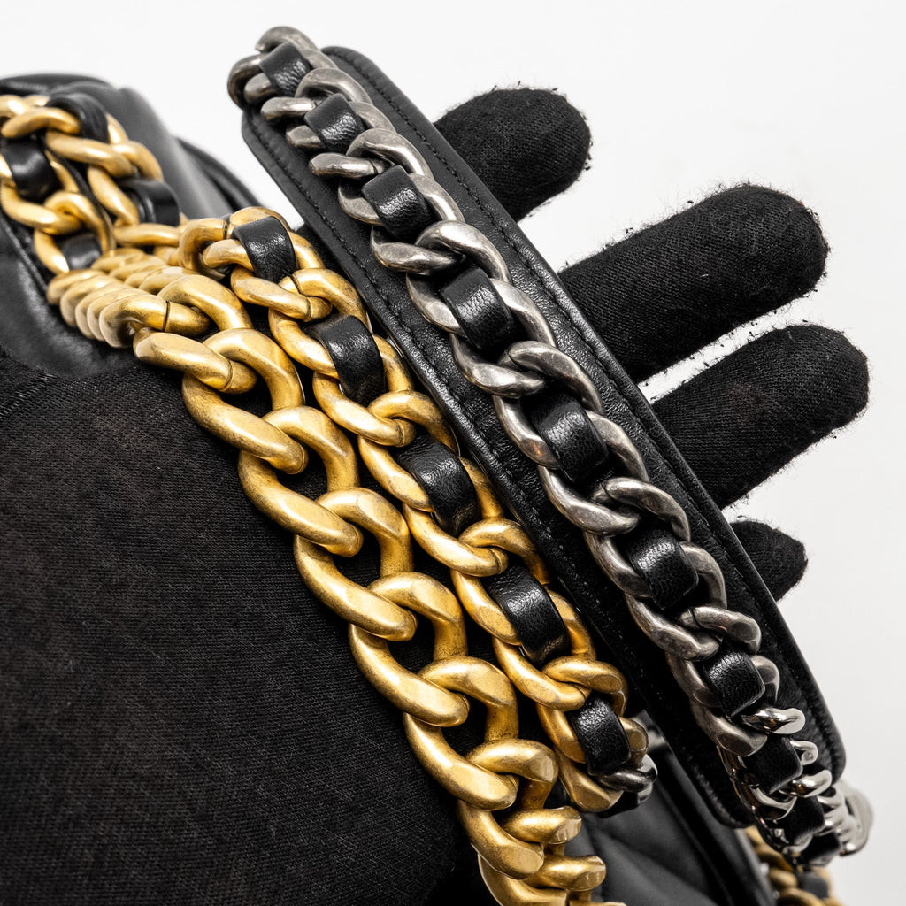 CHANEL SMALL 19BAG LAMBSKIN BLACK MULTICOLOUR HARDWARE