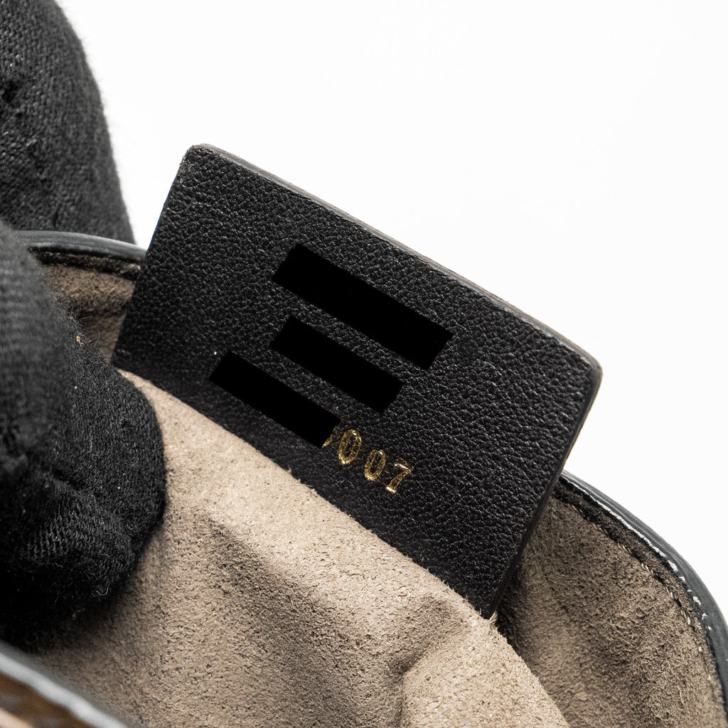 FENDI MINI MON TRESOR BUCKET BAG CALFSKIN BROWN/BLACK GHW