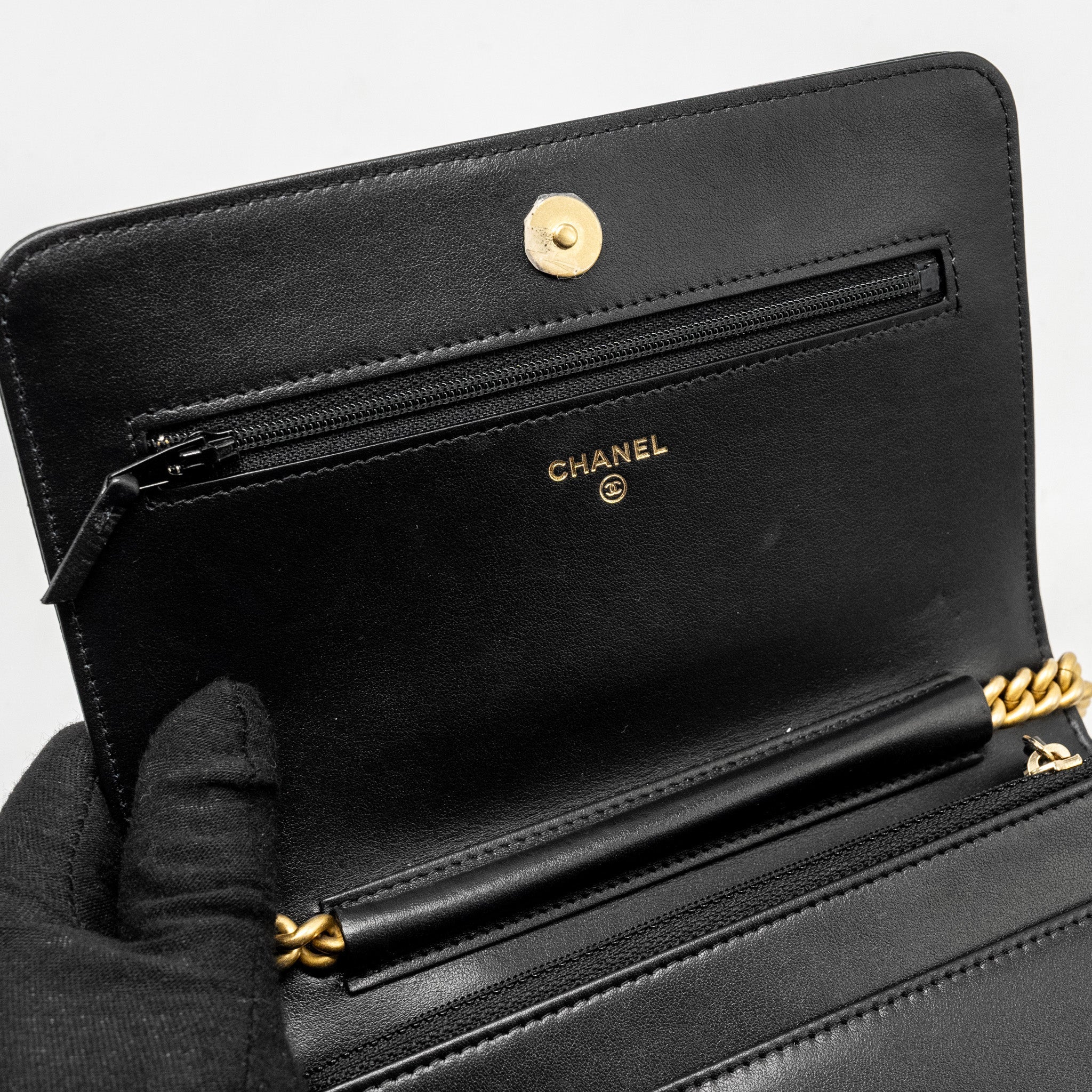 CHANEL BOY WALLET ON CHAIN CAVIAR BLACK GHW (MICROCHIP)