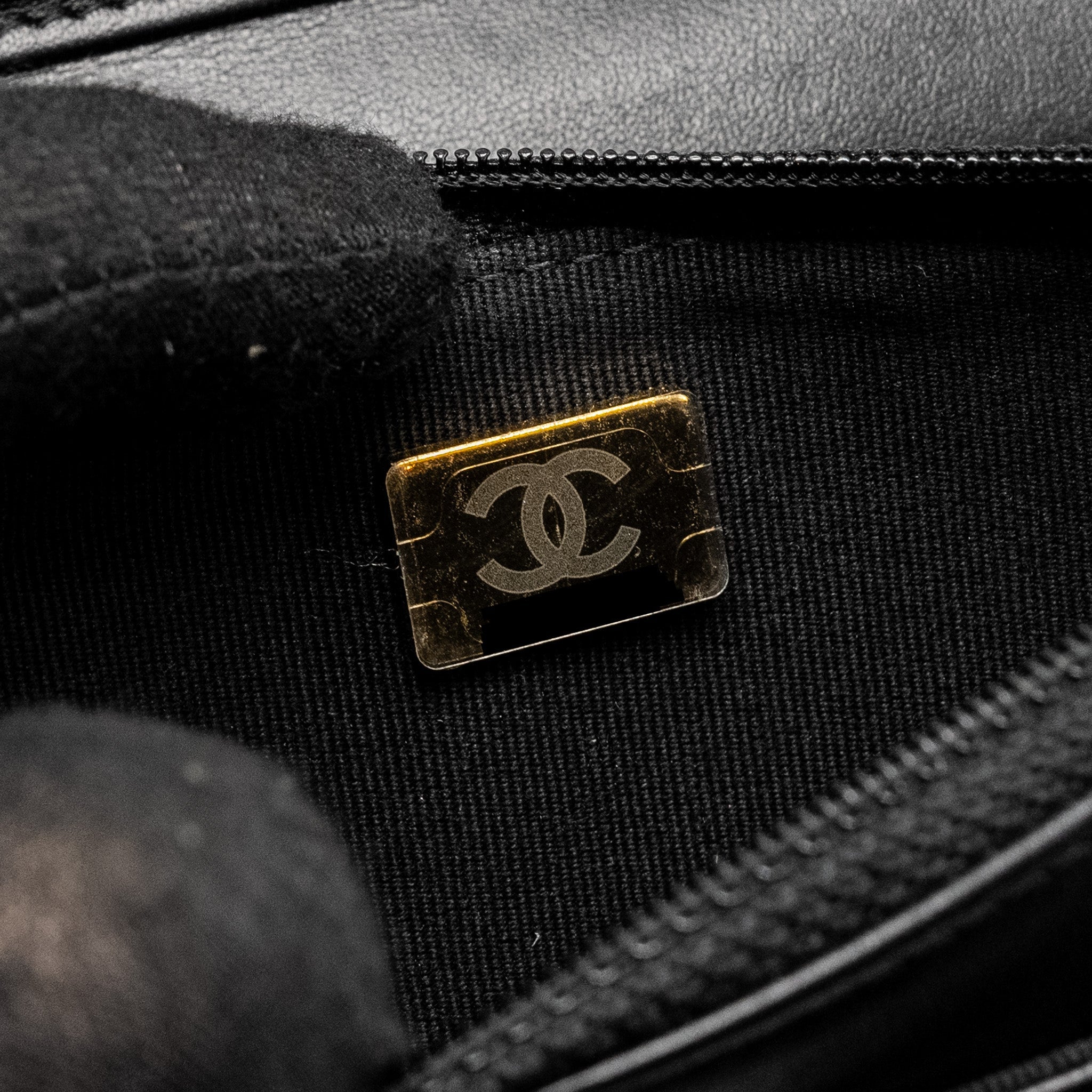 CHANEL BOY WALLET ON CHAIN CAVIAR BLACK GHW (MICROCHIP)