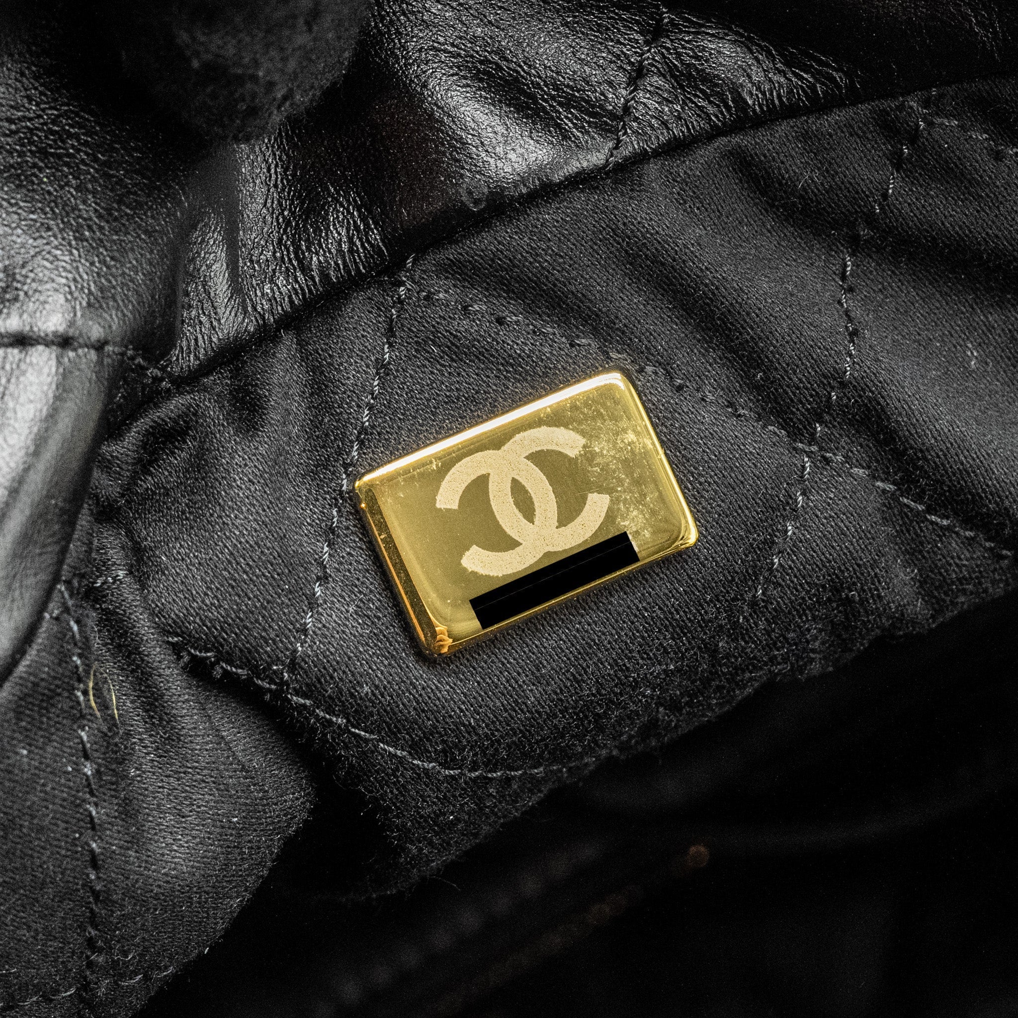 CHANEL SMALL 22 BAG SHINY CALFSKIN BLACK GHW (MICROCHIP)