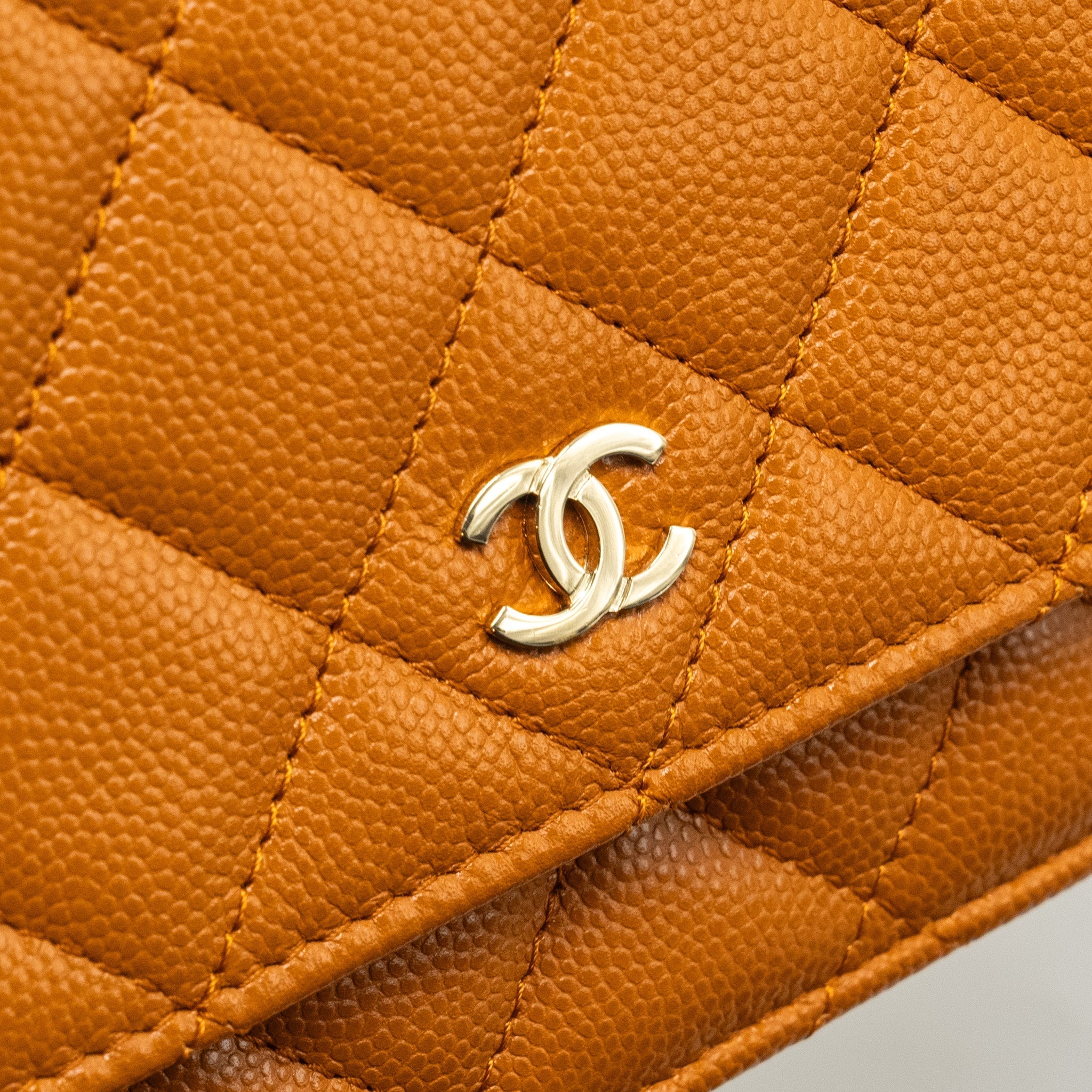 CHANEL CLASSIC WALLET ON CHAIN CAVIAR LIGHT BROWN LGHW (MICROCHIP)