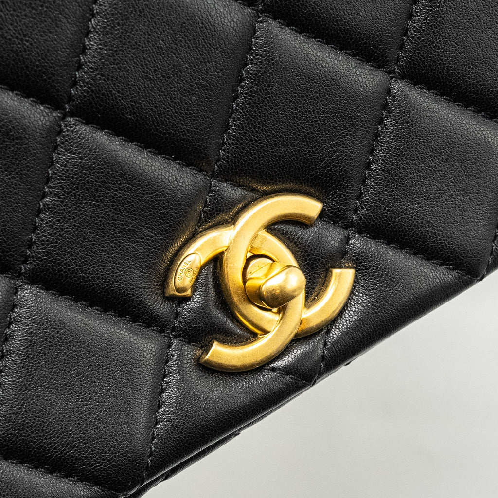 CHANEL 23B DETAIL CHAINS QUILTED FLAP BAG LAMBSKIN BLACK GHW(MICROCHIP)