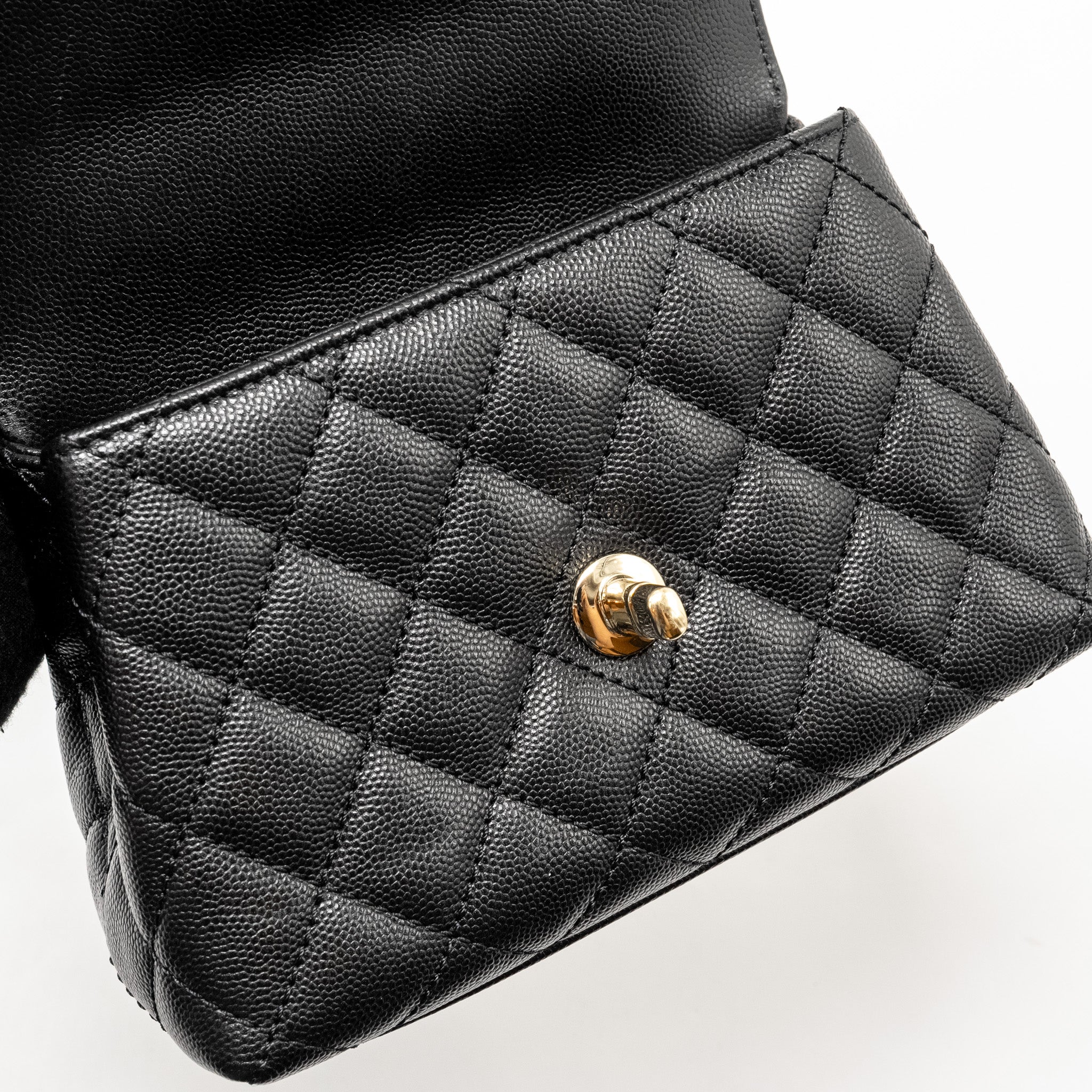 CHANEL MINI COCO HANDLE CAVIAR BLACK LGHW (MICROCHIP)