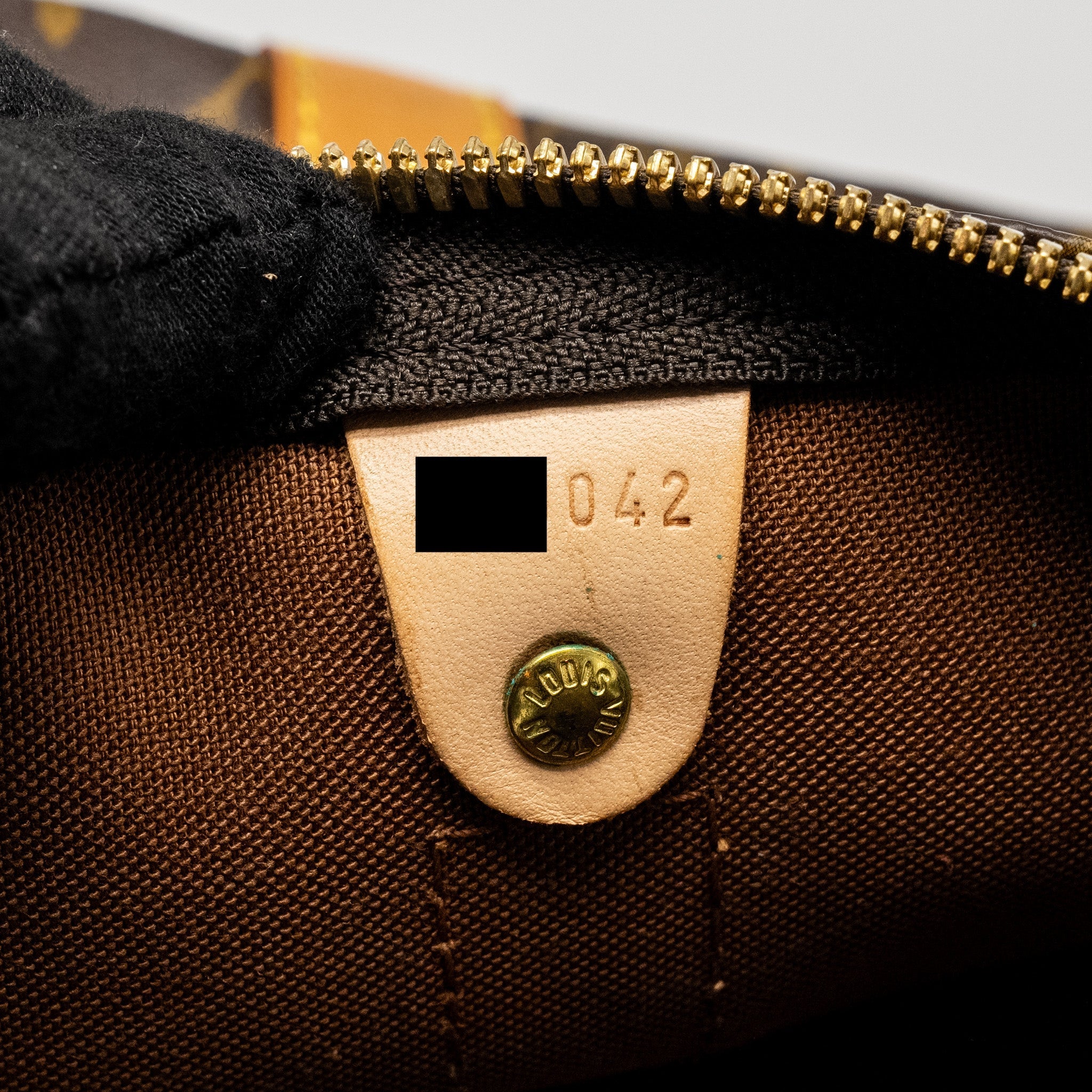 LOUIS VUITTON KEEPALL 50 BANDOULIRE MONOGRAM CANVAS GHW