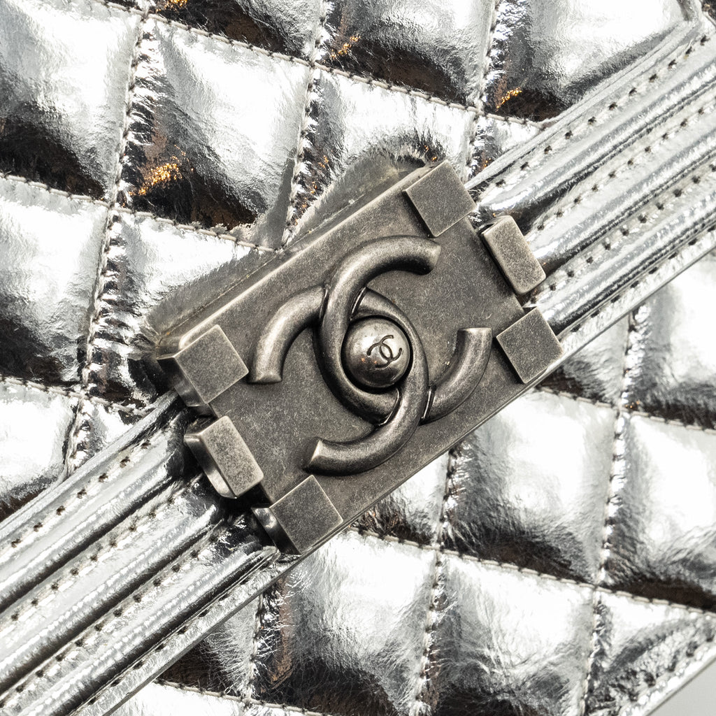 CHANEL BOY NORTH SOUTH FLAP BAG PATENT /GOATSKIN SILVER RUTHENIUM HARDWARE
