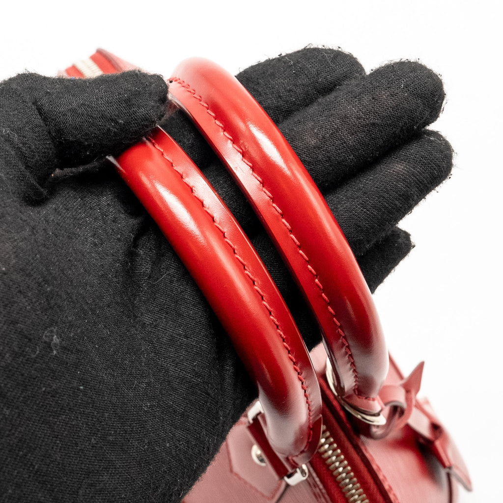 LOUIS VUITTON ALMA BB EPI RED SHW