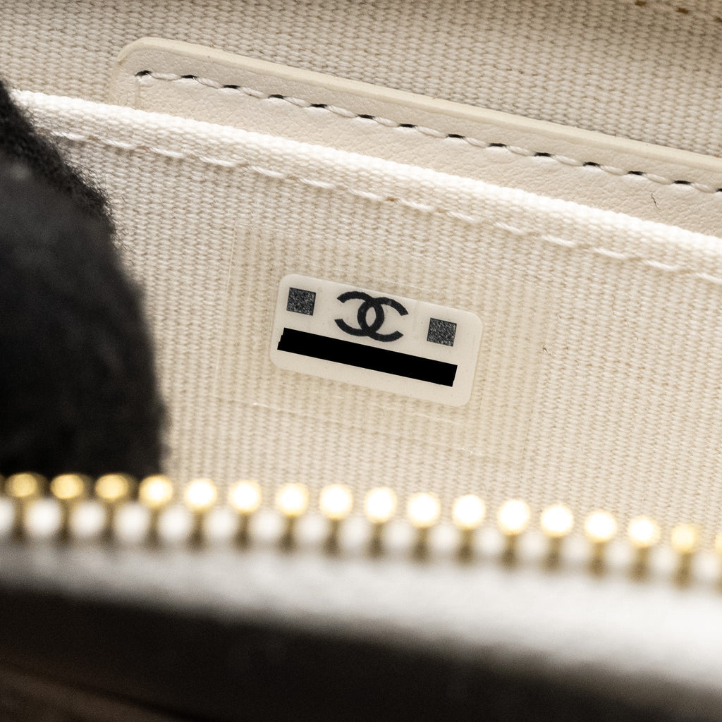 CHANEL MINI BOW CARD HOLDER WITH CHAIN TWEED WHITE LGHW (MICROCHIP)